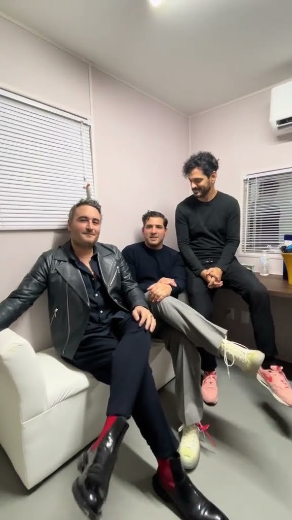 ❤️‍?✨ Los amamoos a todos y esperamos la hayan pasado chingon estos dias ??