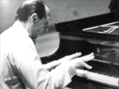 Vladimir Horowitz plays Scarlatti K 466