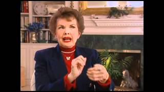 Gale Storm on the physical comedy on "My Little Margie" - EMMYTVLEGENDS.ORG