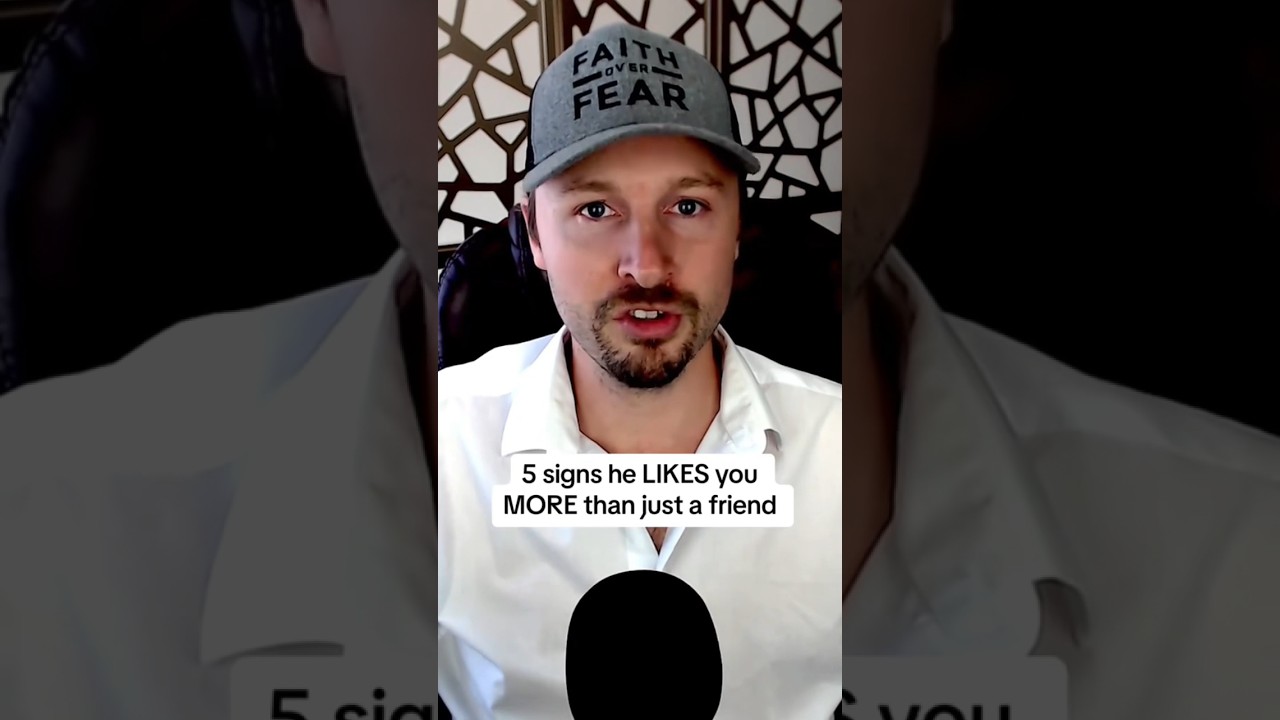 5 признаков того, что он любит вас больше, чем просто как друга