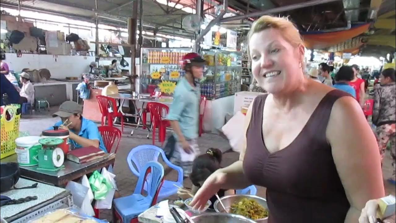 The 'Costco' of Saigon, Vietnam YouTube