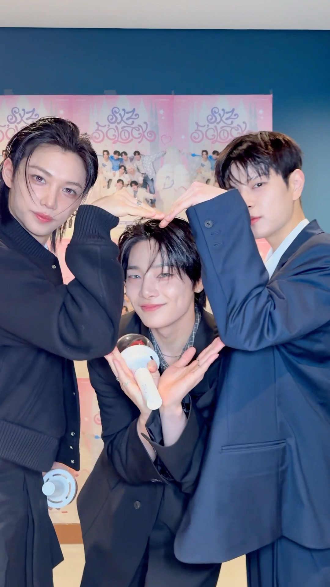 ??? #StrayKids #스트레이키즈 #YouMakeStrayKidsStay