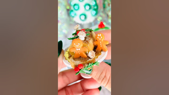 Miniverse Holiday Yule Log Satisfying DIY ASMR #shorts #asmr #miniverse #mini #unboxing #christmas