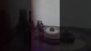 1/1.000.000 rare vinyl has been found #visualizer #music
