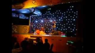 Showdans Tijdens De Pronkzitting Van De Zandkruiers Velp 2015