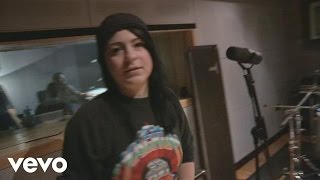 Lucy Spraggan - Lighthouse (In the Studio)