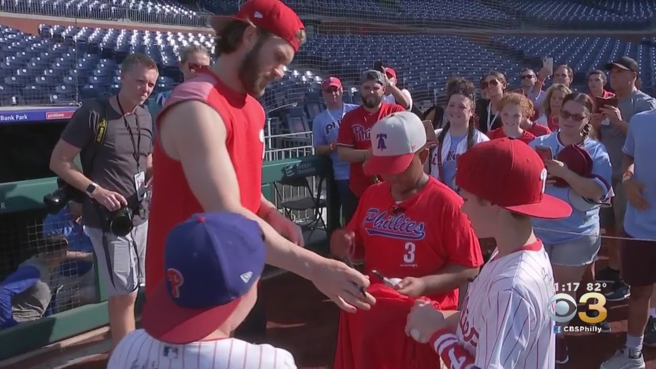 Philadelphia Phillies superstar Bryce Harper captures second ...