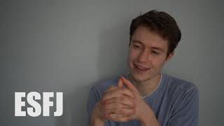 16 Personalities Talking About Something