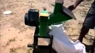 Triturador de Milho, Grãos e Forrageiro TRF 80G Aplicação: cortar e...