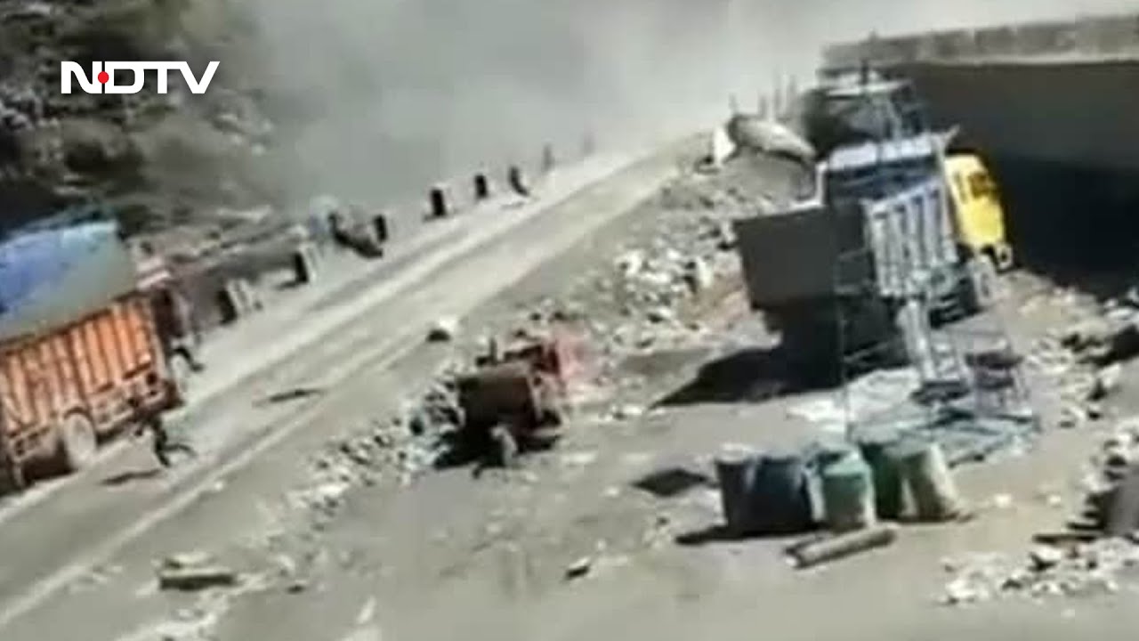 Video Rocks Roll Down Hill Outside Kashmir Tunnel People Run To Safety