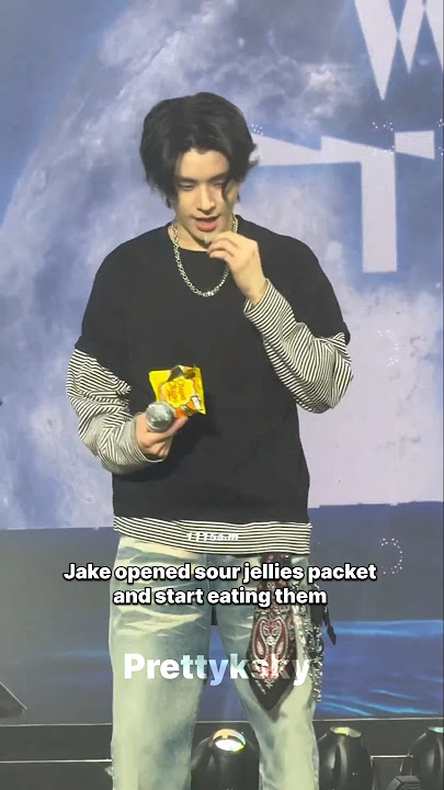 Jake eating his fav sour jellies during encore #enhypen #jake #engene