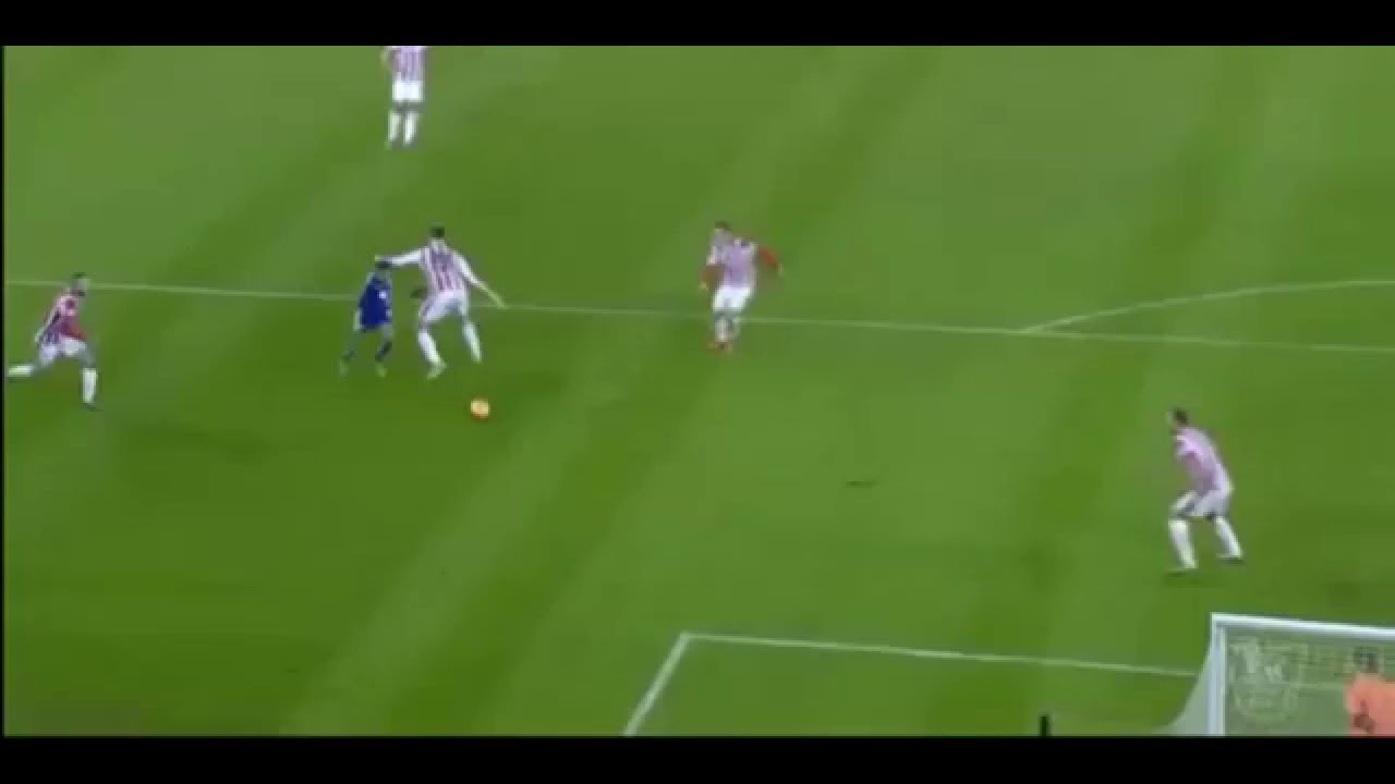 Elastic pipe Riyad Mahrez to Stoke City