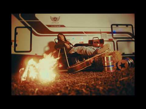 JOGA PRO UNIVERSO - Bibi Tatto (Visualizer Oficial)