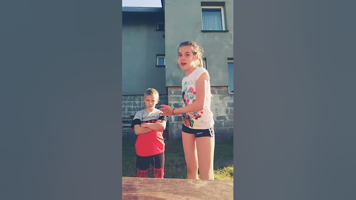 Szcztuczki na trampolinie