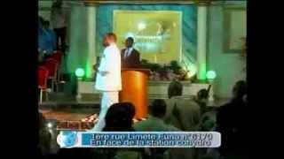 Video thumbnail of "Pasteur moise mbiye - Adoration a l'Eglise Cite Bethel"