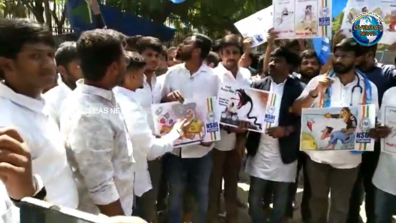 NSUI Activists Stage Protest against PM Modi at Indira Park in Hyderabad | Overseas News