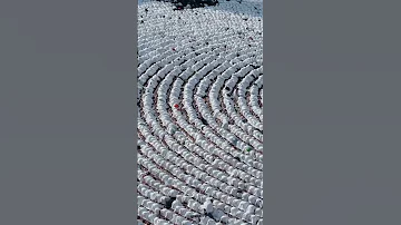إلهي واسع الكرم ورب البيت والحرم إليك أتيت منكسرا منيبا أغبر القدم Mecca Makkah Share 
