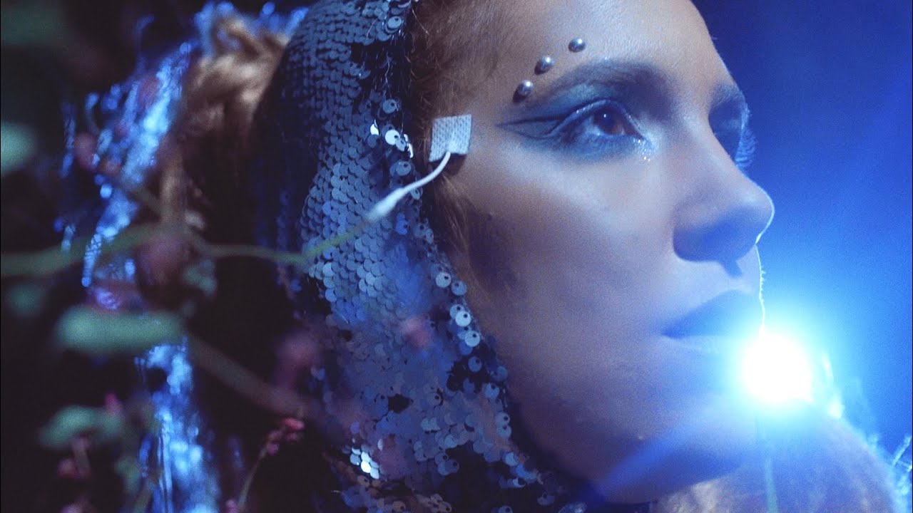 SANDYALÊ --- PENSANDO EM MIM [Clipe Oficial]