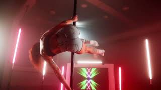 TAKING OVER / DJ TLBD ( Poledance / DJ Performance )