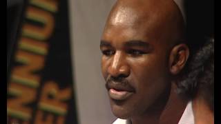 Download lagu ABC Alkaline Dokumenter 'Kunjungan Evander Holyfield' 6m50s Eng