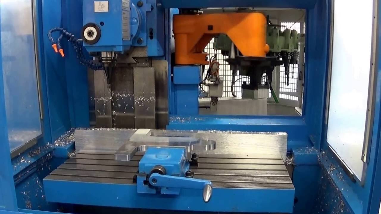 Maho 500e2 automatic tool change