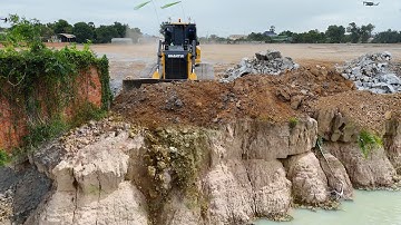 Witness firsthand the operation of large scale landfill! Bulldozer exceptional operator capabilities