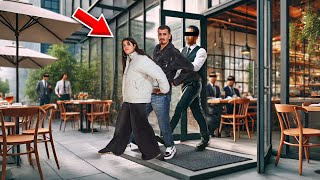 اونقدر توی کافه موندیم تا بیرونمون کنن 🤫