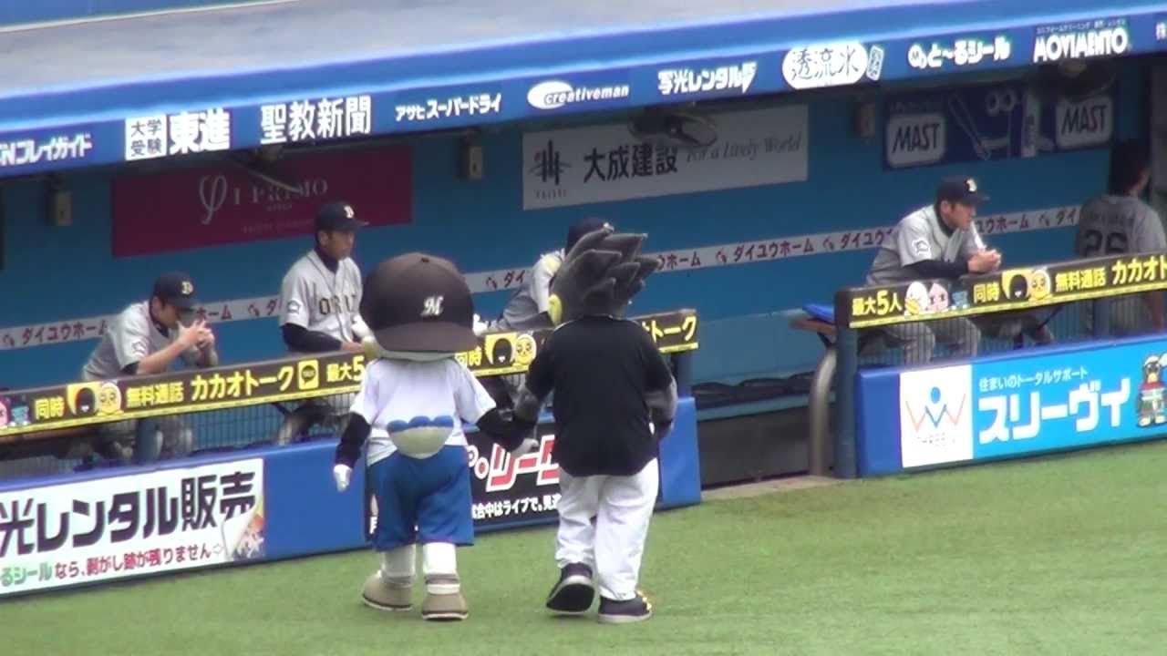 ズーちゃんに駿太選手のプレゼント♪ 20131006 M-Bs 千葉ロッテマリーンズ 順位