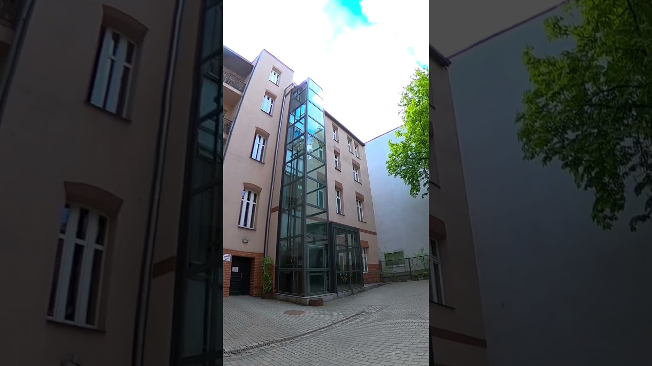 Miniatura filmu: Podwórka - Katowice: Jedno z katowickich podwórek przy 3 Maja