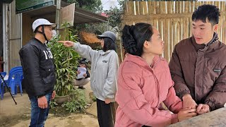 Ly Tu Lien is at peace beside Tien. Phu is keeping an eye on Quynh and Tham.