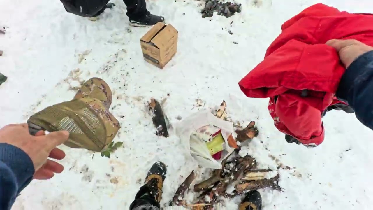 Snow Camping Problem🥶🤨#guide #camping #snow #adventure 