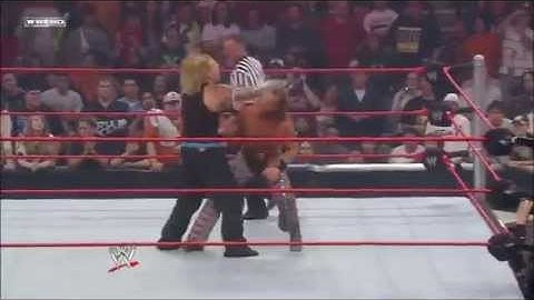 Shawn Michaels - Inverted atomic drop