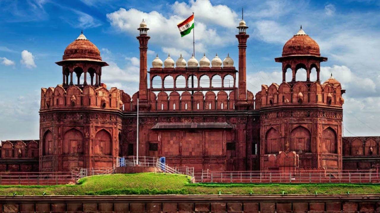 Delhi | Delhi Places | Delhi tour | Adigas yatra