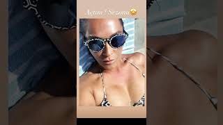 Hülya Avşar bikinili fotoğrafı ile deniz sezonunu açtı 👙 #hülyaavşar #frikik #bikini #mayo #magazin