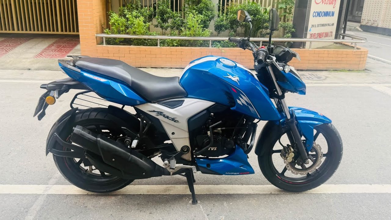 TVS Apache RTR 160 4V 2021 Blue