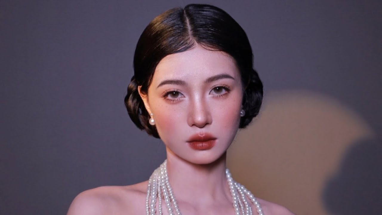 ENG) 油画感珍珠少女妆容教程 Pearl Girl From Oil Painting Makeup Tutorial｜April的草莓啊