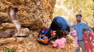 Pejman's efforts to calm Paria and Sanya until Akram returns from Ilya's treatment trip