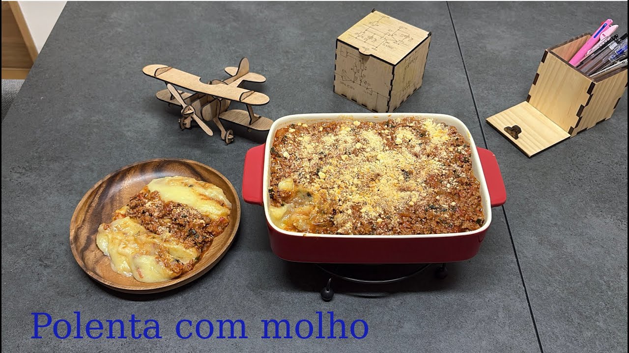 Polenta com molho