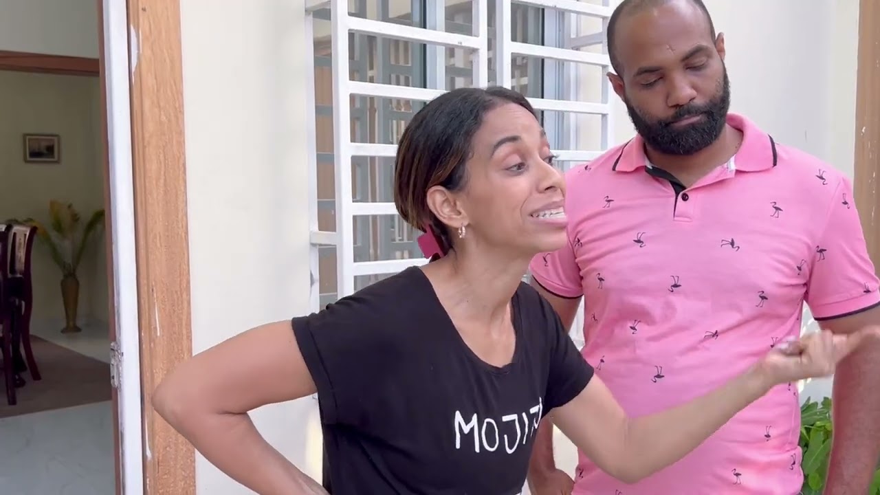 Hijo bota a su madre de la casa para darle una lección