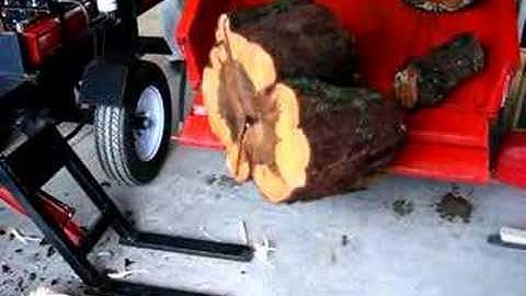 Log Splitter with hydraulic log lift and 4 way wedge