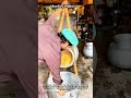 [전통 기술] 대형 알루미늄 통의 음식을 대나무 막대로 안전하게 옮기는 방법 #worker #process #machinery #technique #asia
