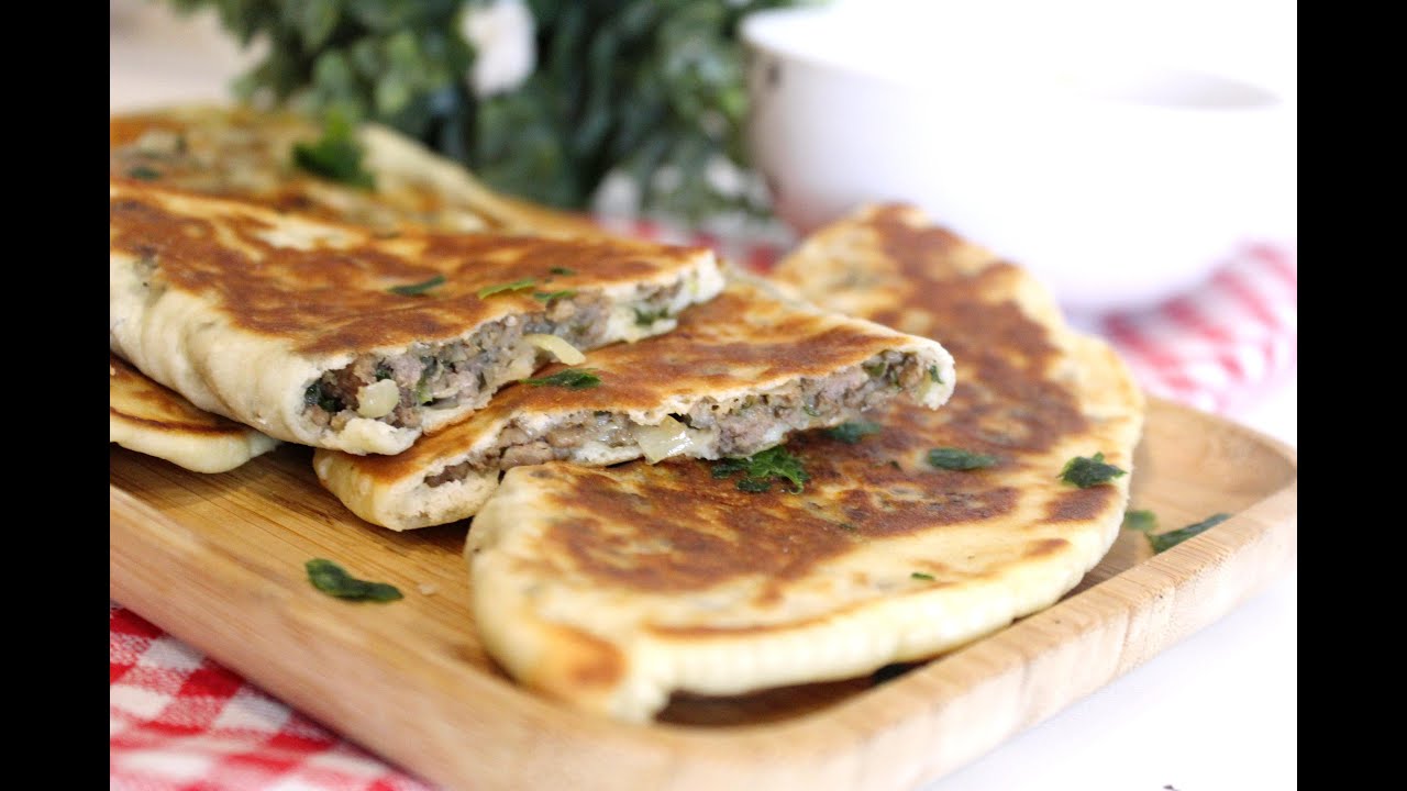 Crêpes turques ou Gözleme aux deux farces - الفطائر التركية بحشوتين