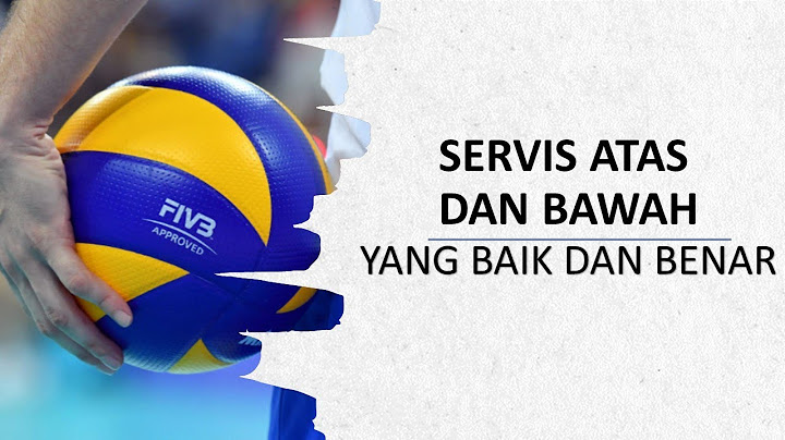 Gerakan yang benar saat melakukan servis bawah dalam bola voli adalah