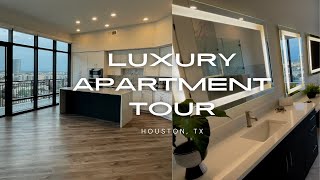 LUXURY PENTHOUSE HIGHRISE APARTMENT TOUR IN HOUSTON