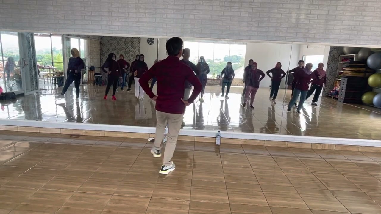 TUTORIAL LINE DANCE BAJU PUTIH JANG LAPAS