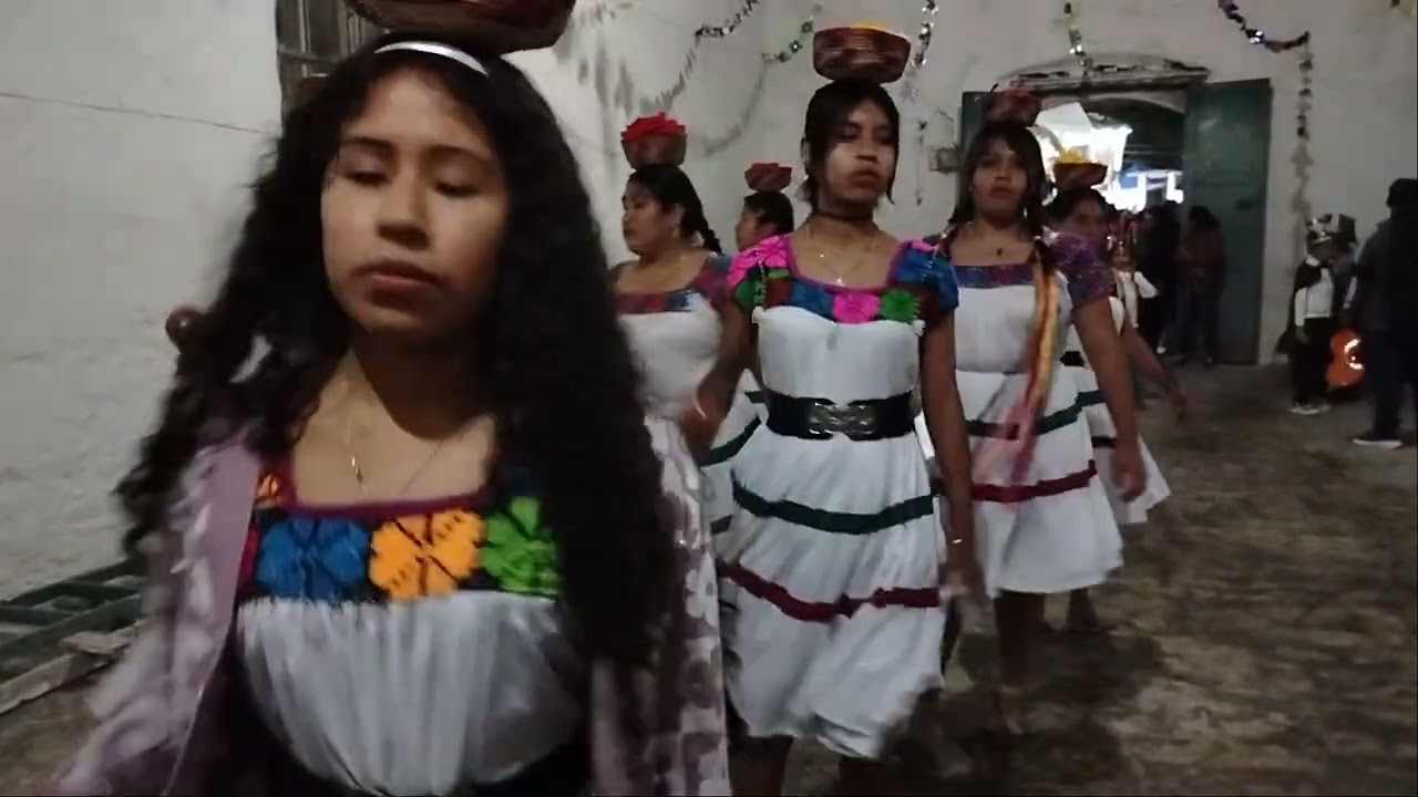 Danza de Inditas Santa Teresa de Jesús de Pahuatlan Hgo informes al 7711317902