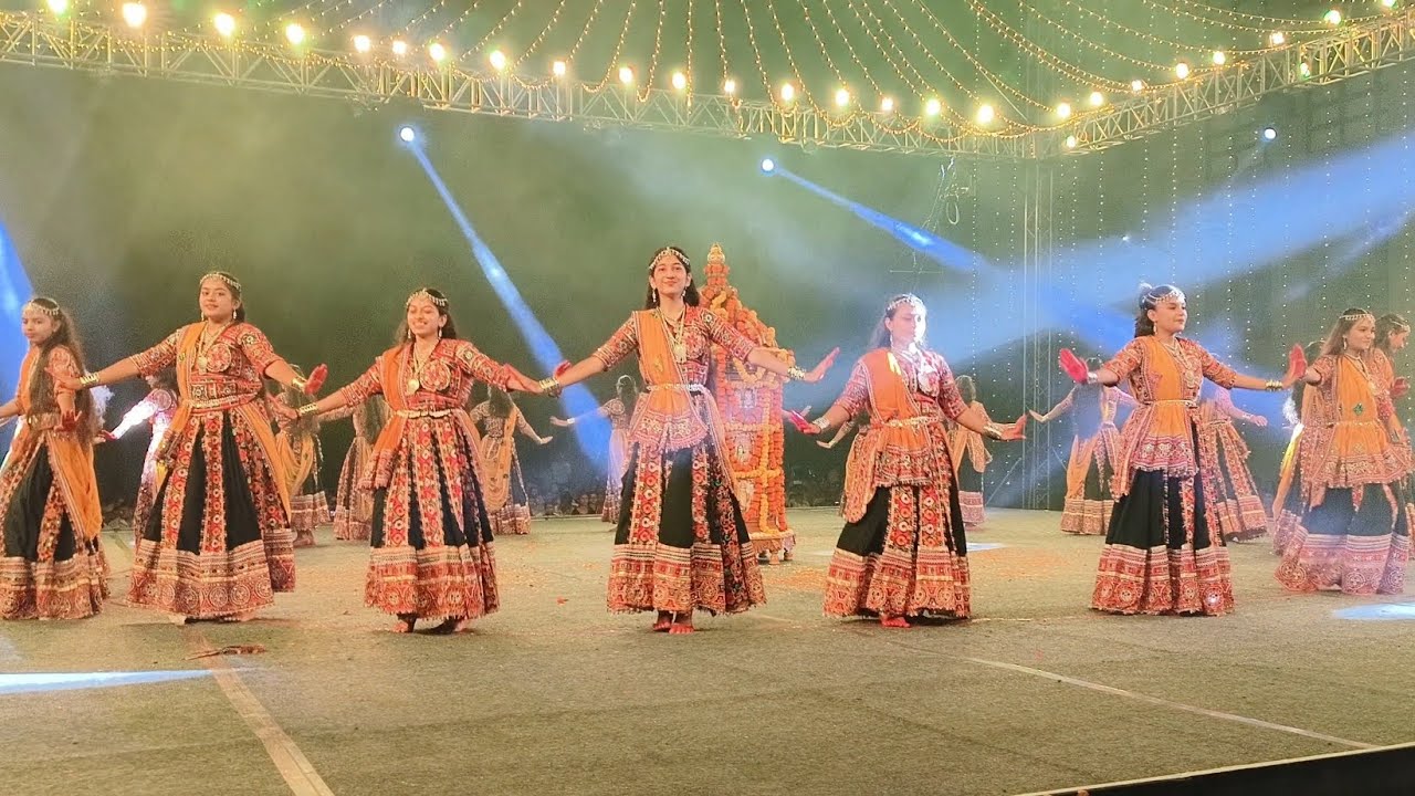 The OG GARBA raas at Gangotri school...✨🥰 ||Navratri|| ||arvachin garbi|| ||garba raas||