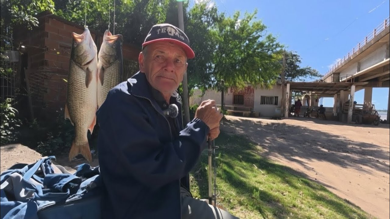 PESCA día y noche en el PARANÁ para no MORIR de TRISTEZA