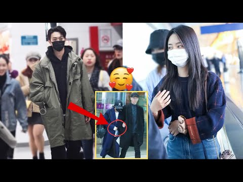 Shocking! Xu Kai and Tan Songyun Spotted at Airport Heading Back to Haikou from Beijing!