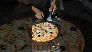?रेड चिल्ली ?️स्पाइसी डबल मिर्ची पिज़्ज़ा#viralshort #pizzalover #ytshorts #deliciouspiza #fastfood